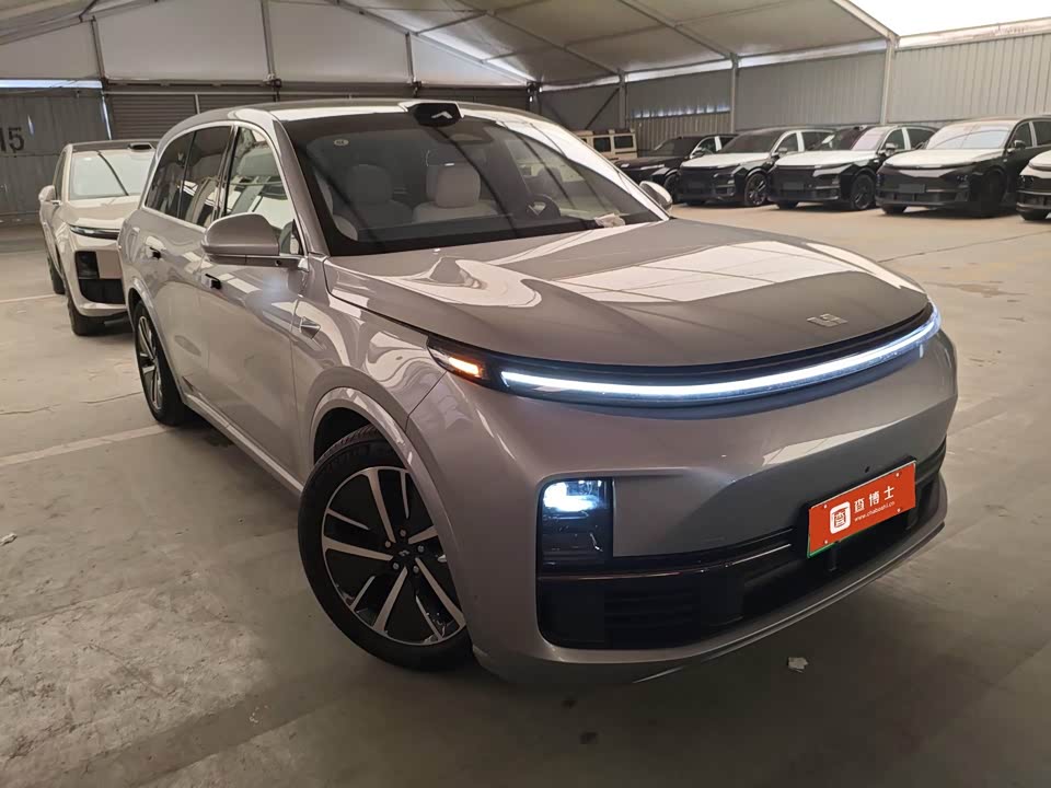 Li Auto Ideal L8