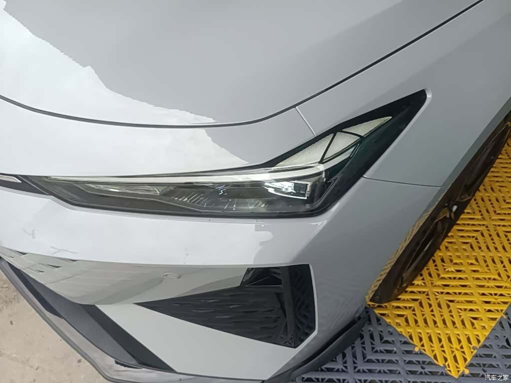 Changan UNI-V, 2025 24