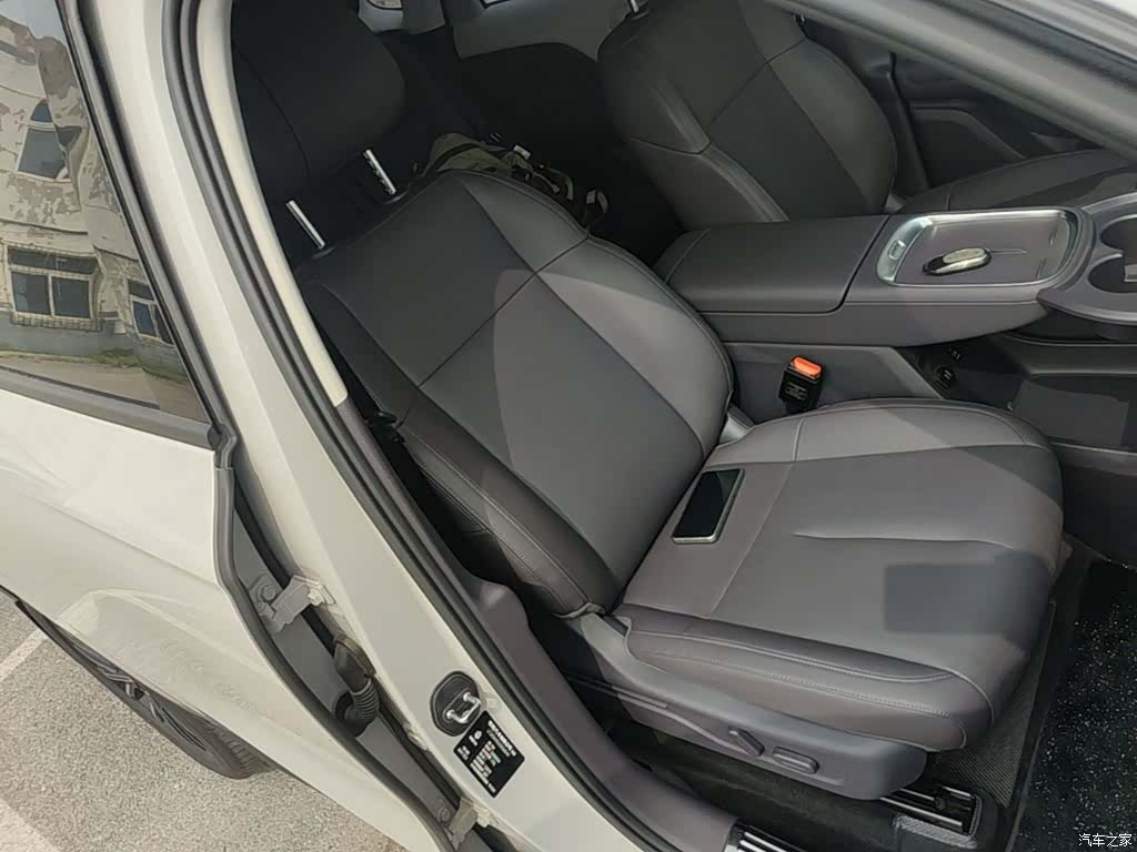 Leapmotor B10, 2025 25