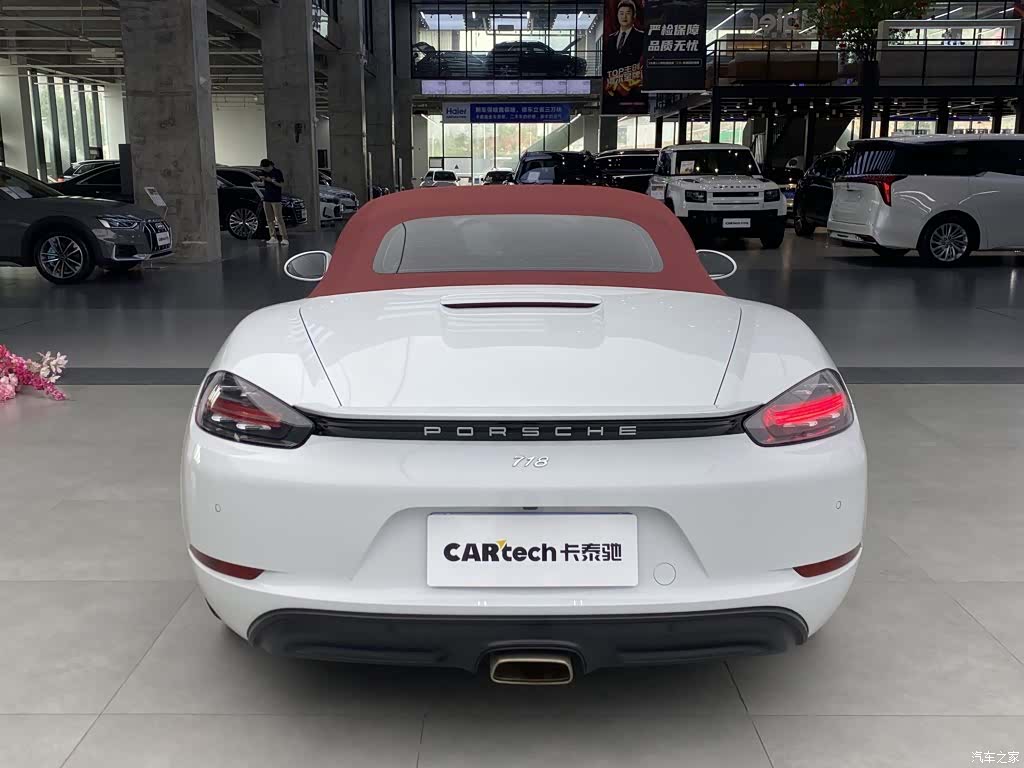 Porsche Boxster, 2022 3