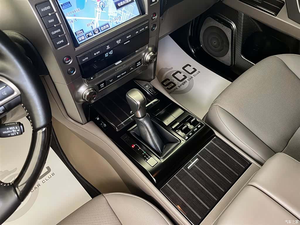 Lexus GX, 2023 10