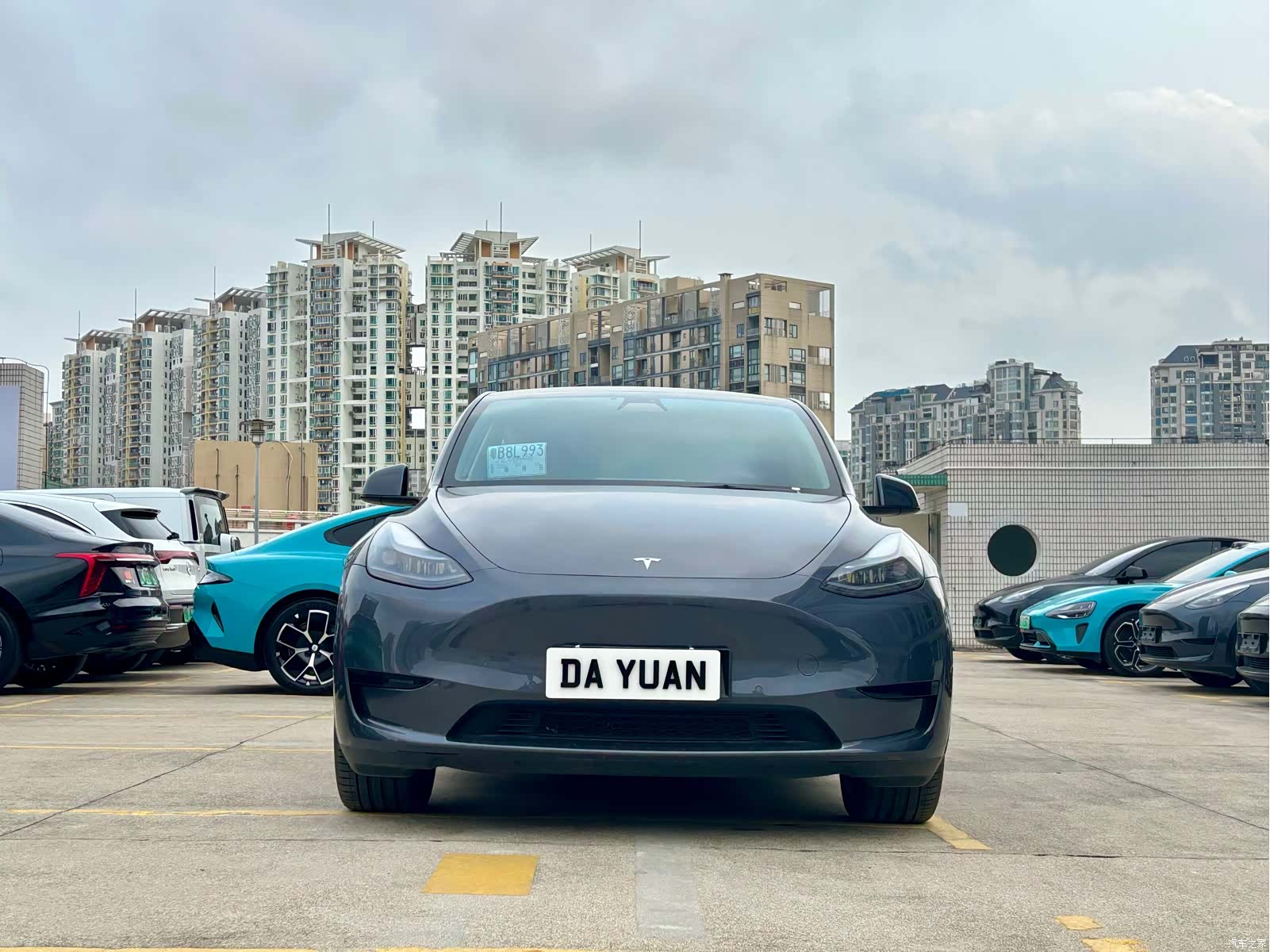 Tesla Model Y, 2023 2