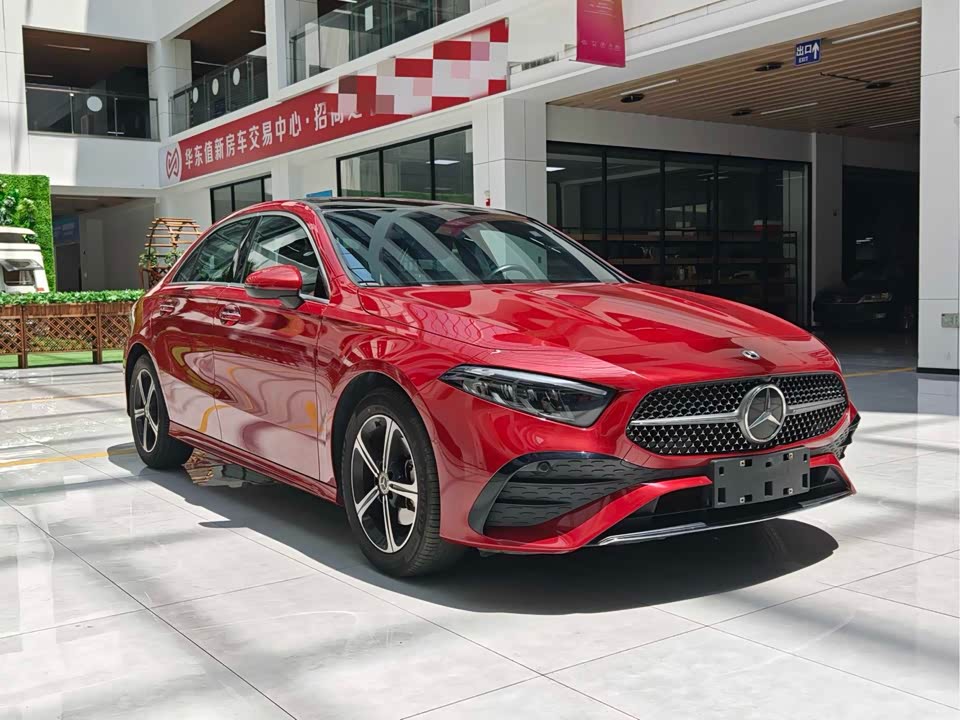 Mercedes-Benz Class A Mercedes-Benz Class A