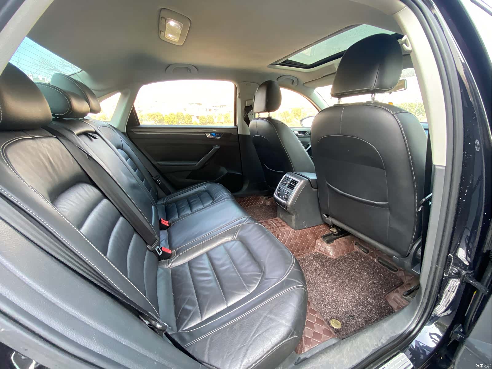 Volkswagen Passat, 2018 12