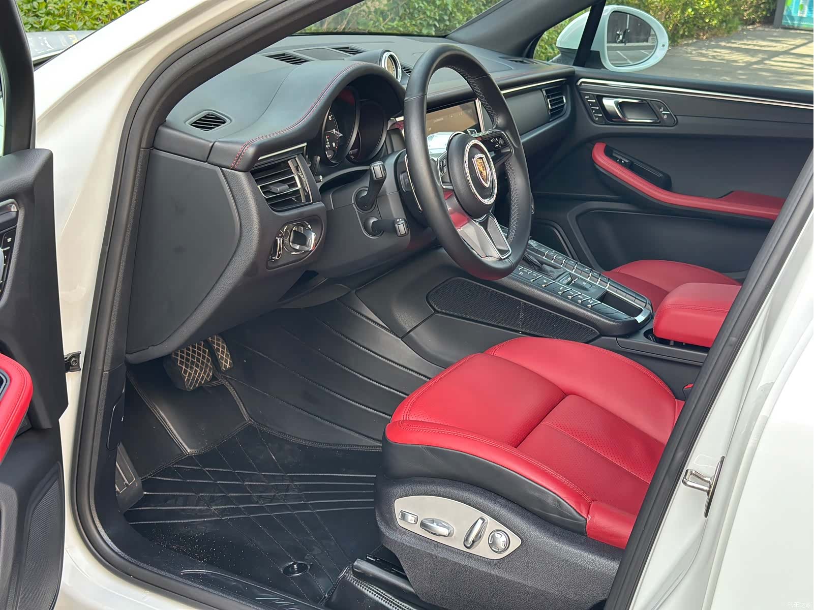 Porsche Macan, 2020 11