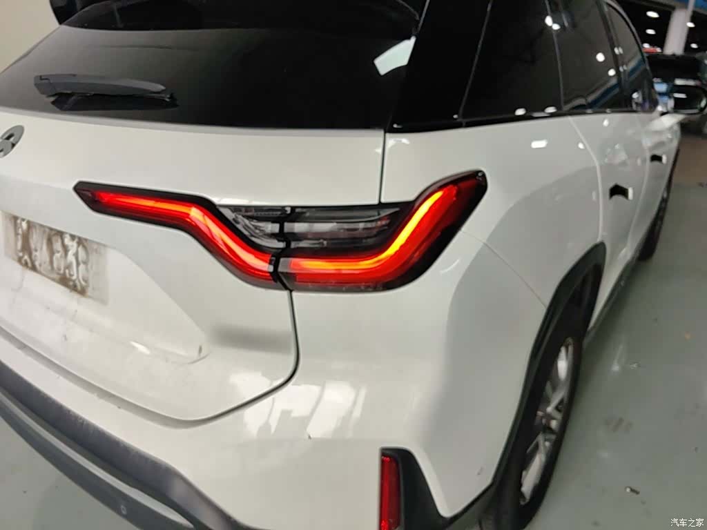 NIO ES6, 2022 8