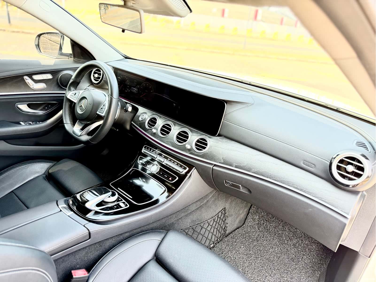Mercedes-Benz E-Class, 2017 16
