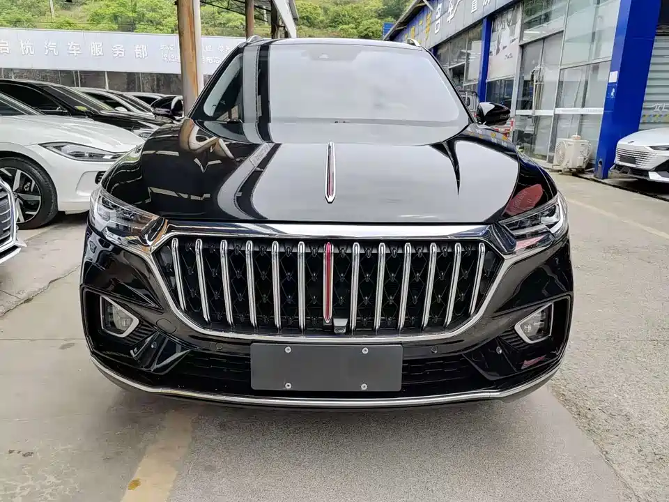 Hongqi HS5