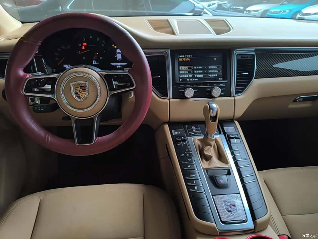 Porsche Macan, 2015 10