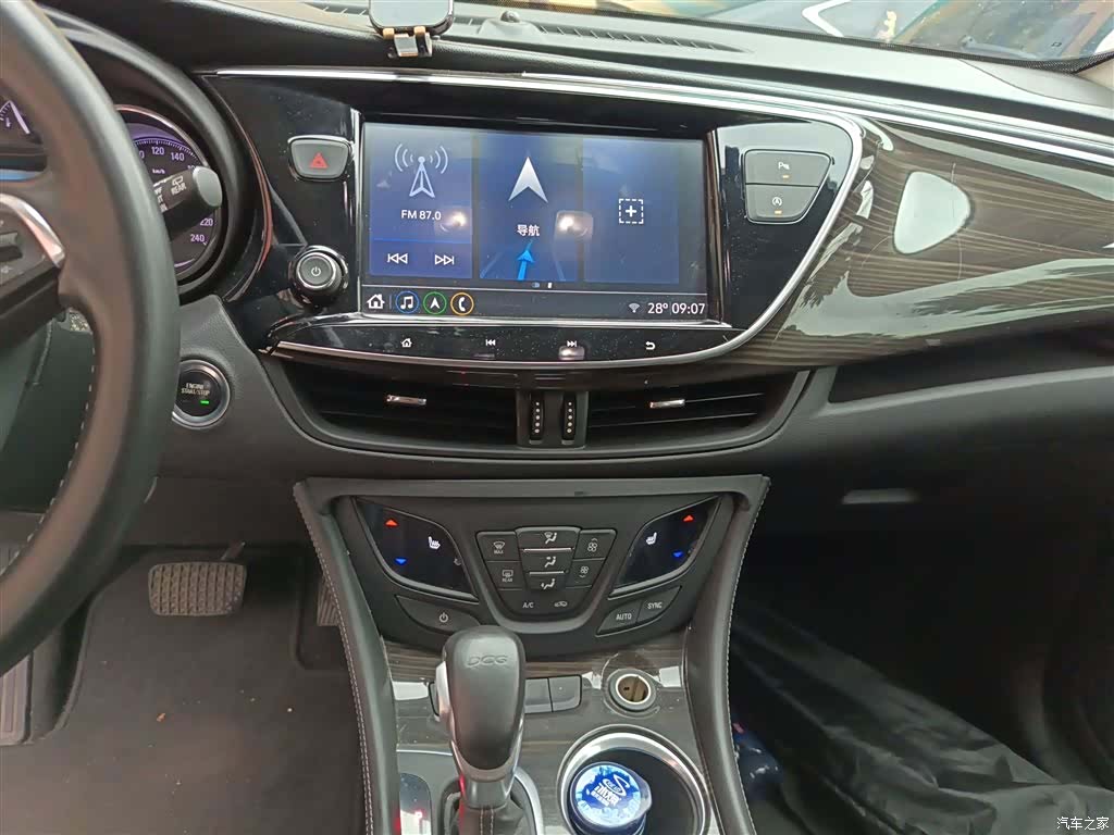 Buick Envision Plus, 2020 9