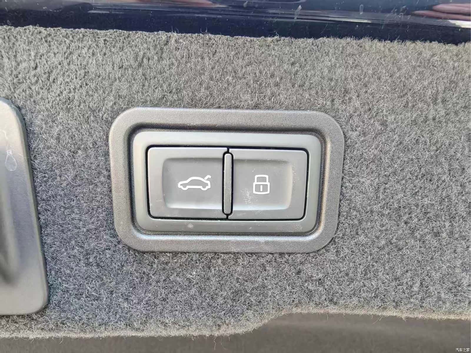 Audi A8L, 2022 12