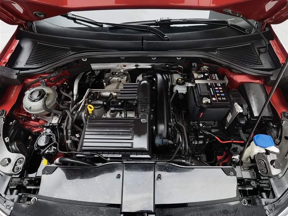 Volkswagen T-ROC exploring Songs