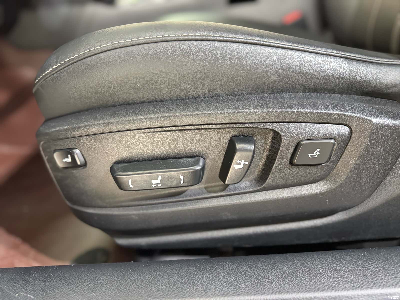 Lexus ES, 2016 16