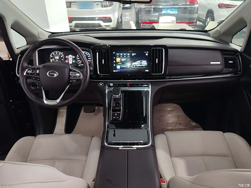 Trumpchi M8, 2022 10