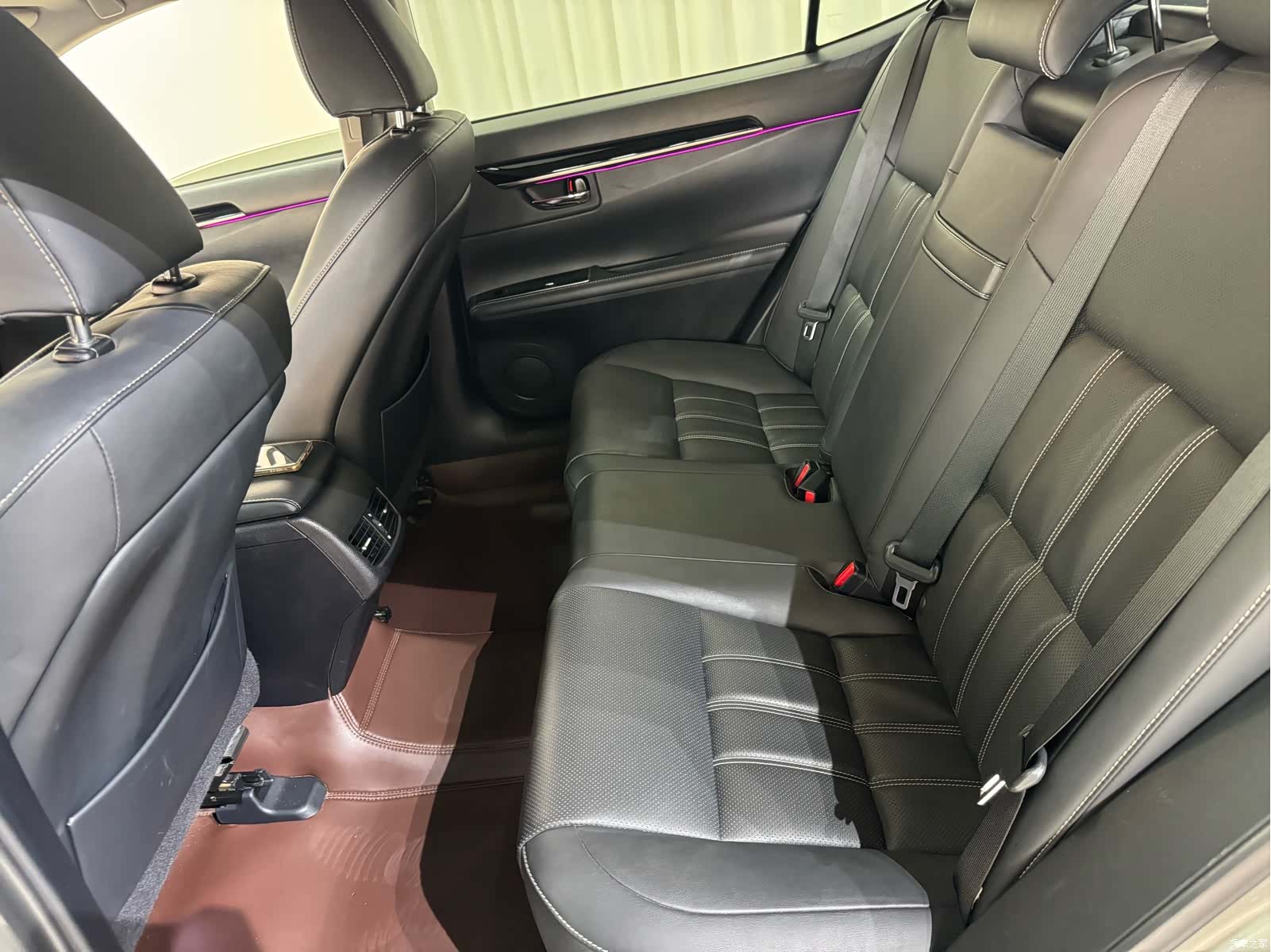 Lexus ES, 2016 20