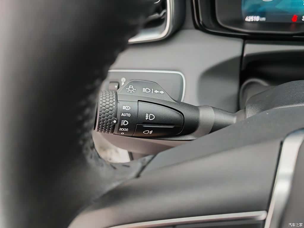 Lynk & Co 01, 2020 21