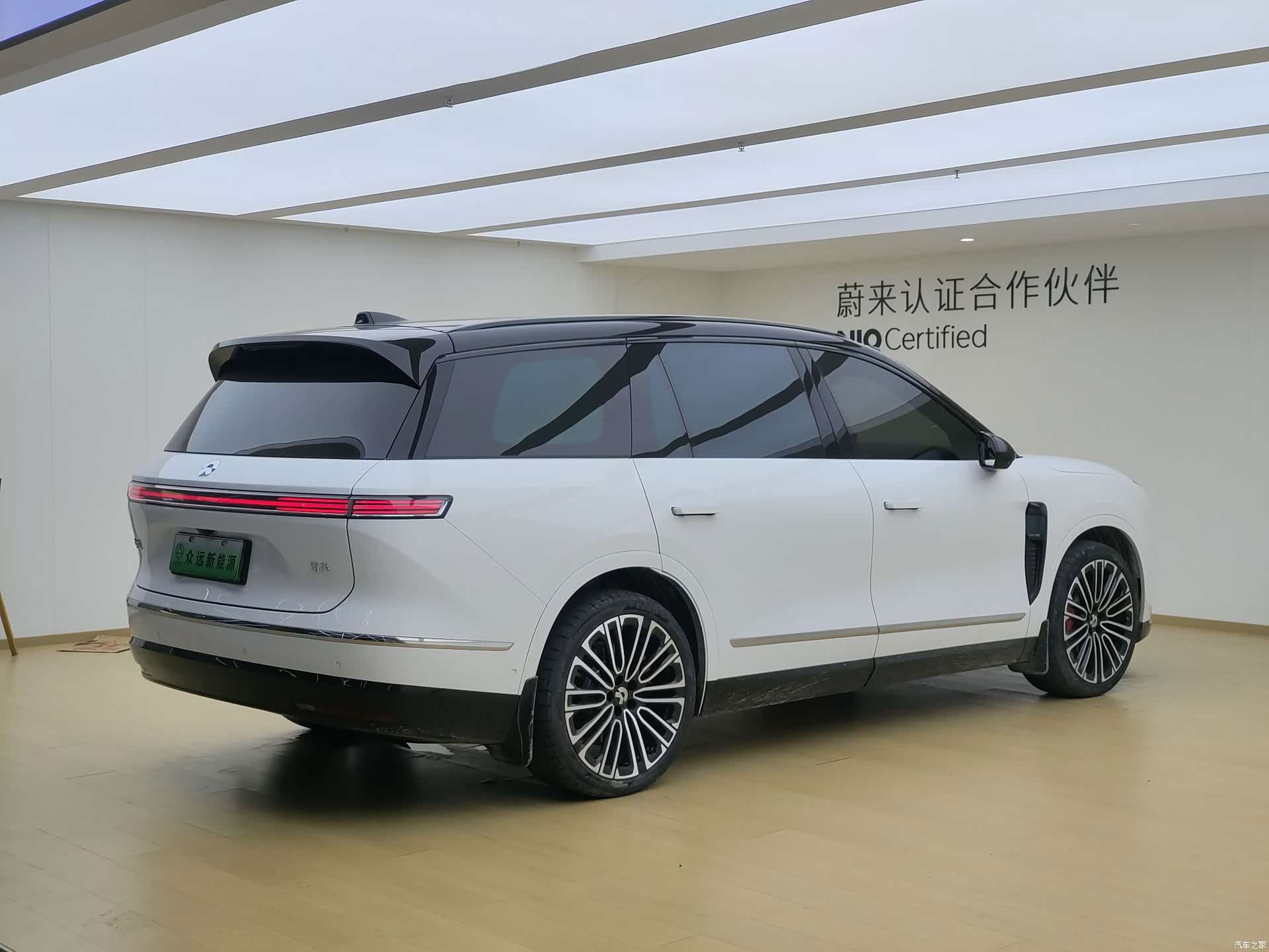 NIO ES8, 2025 6