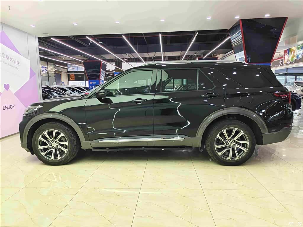 Ford Explorer, 2023 7