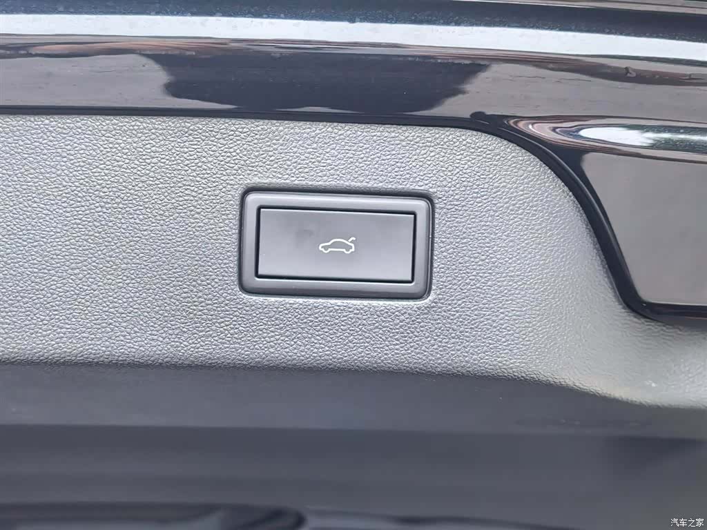 Volkswagen Passat, 2022 14