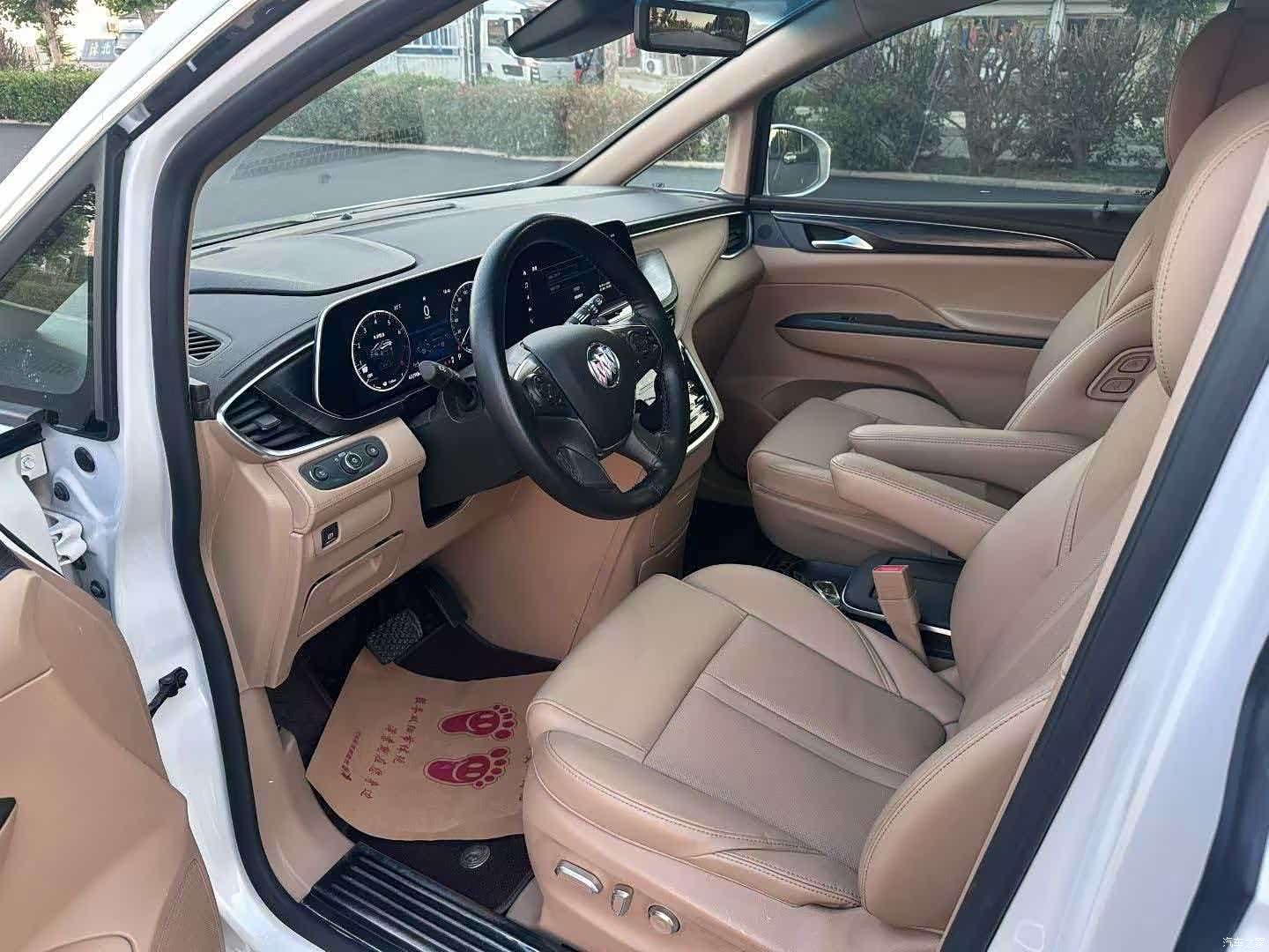 Buick GL8, 2020 все фото