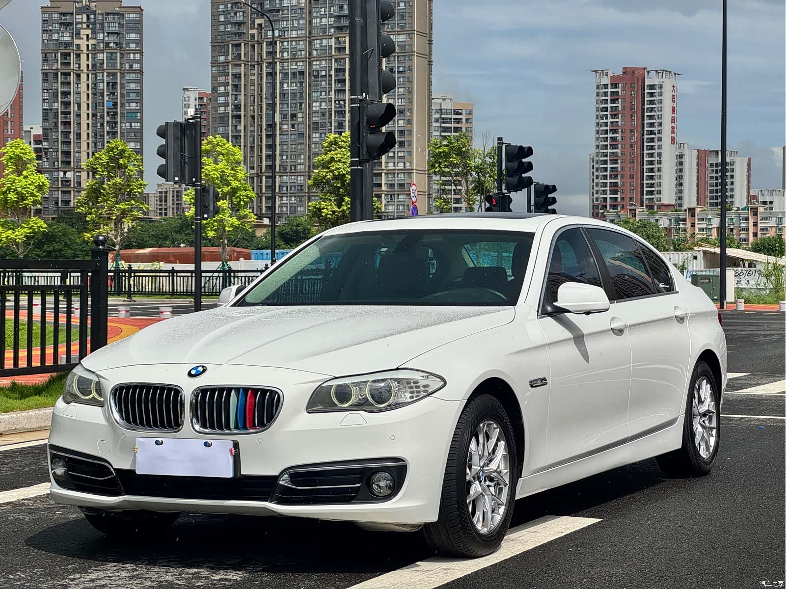 BMW 5 Series, 2012 1