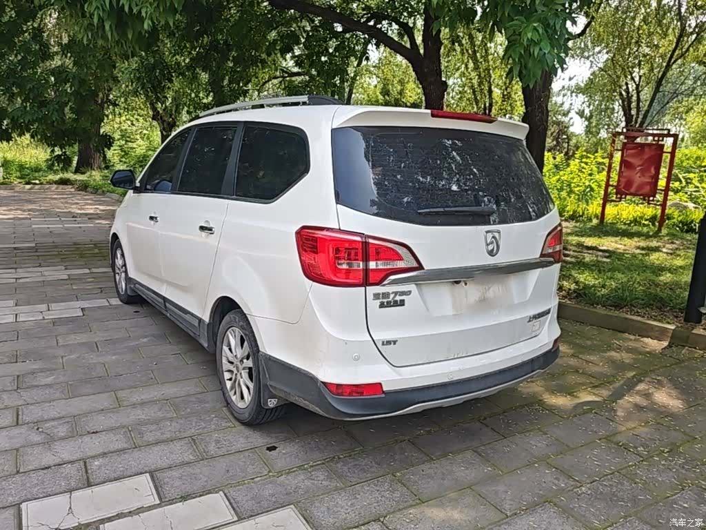 Wuling 730, 2017 все фото