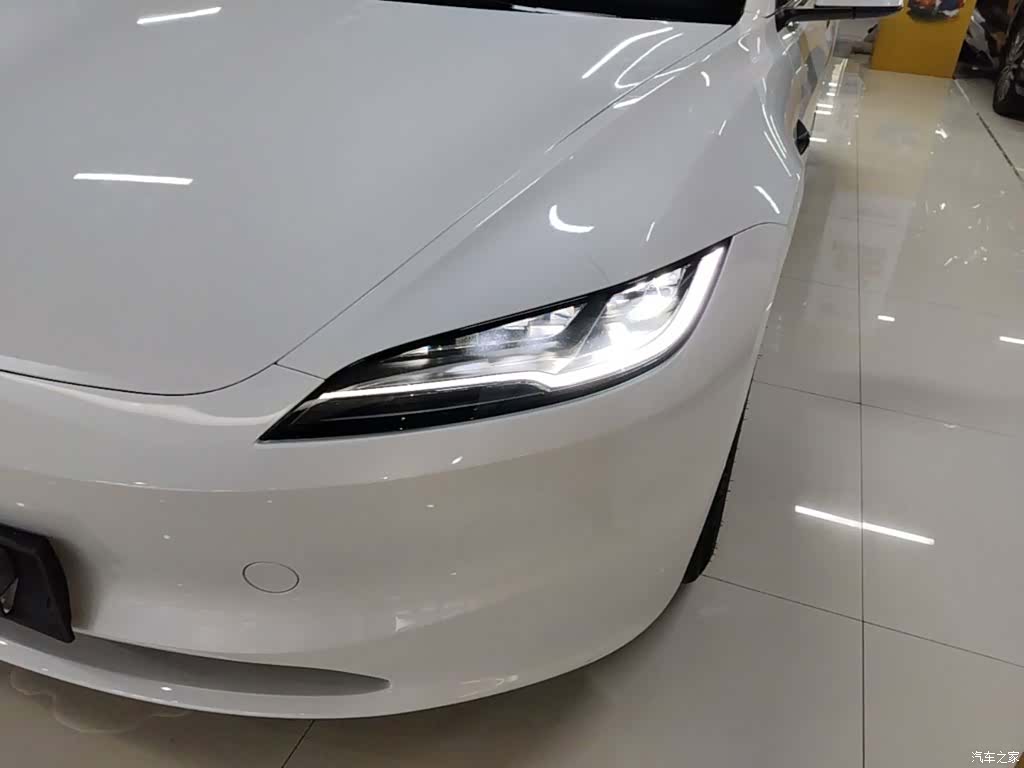 Tesla Model 3, 2024 24