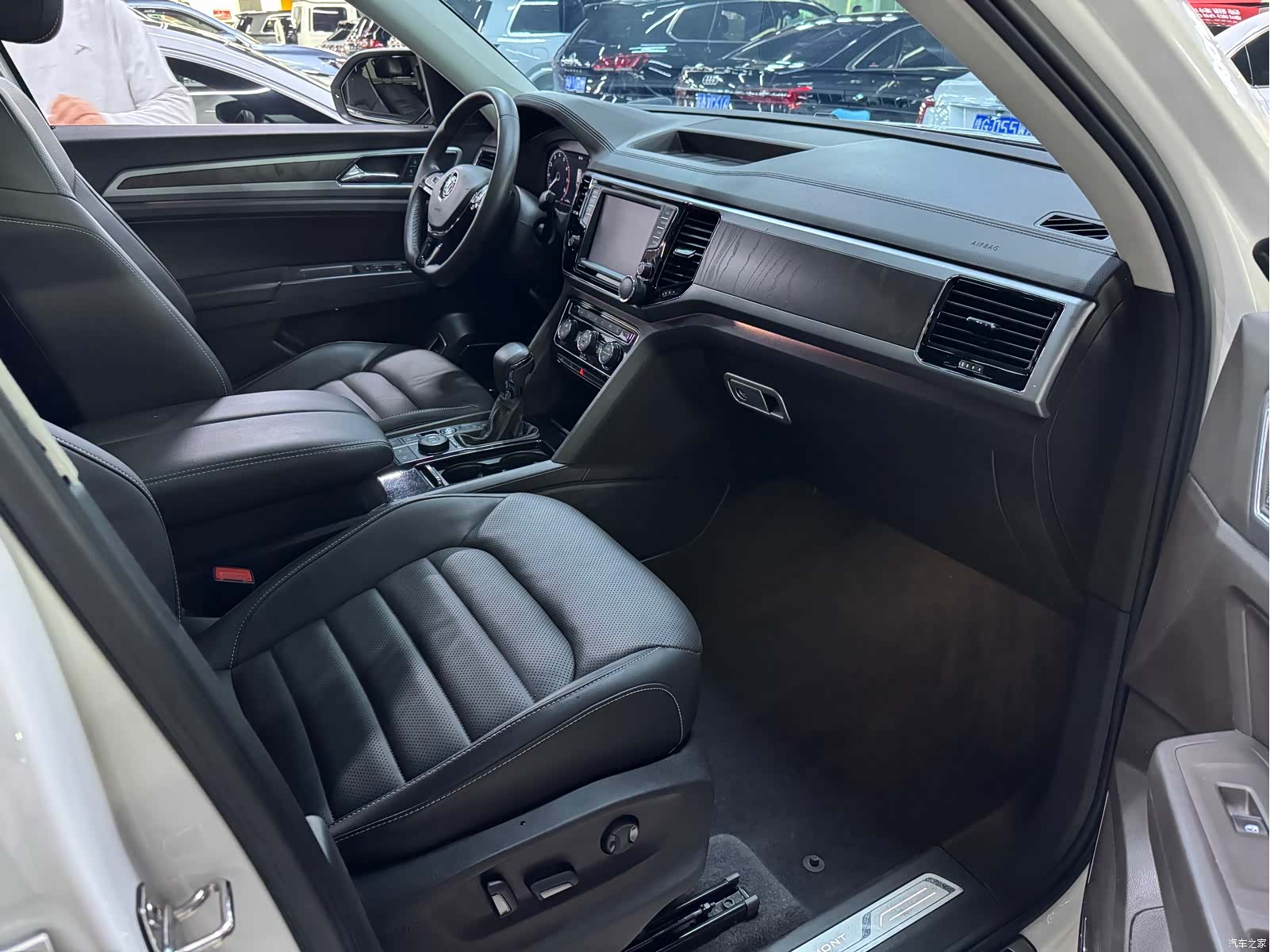 Volkswagen Teramont, 2018 21