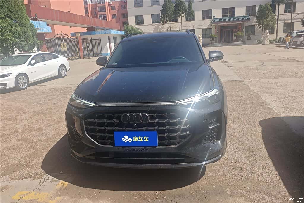 Audi Q6, 2025 2