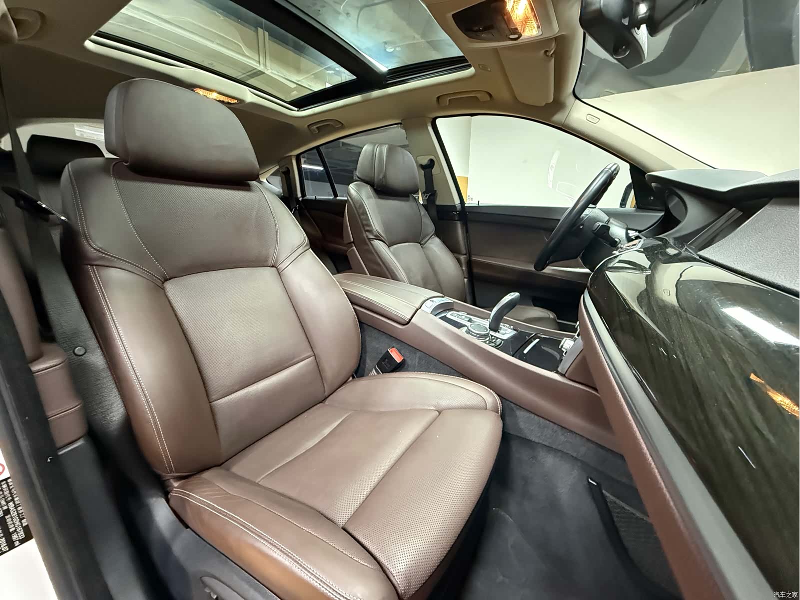BMW 5 Series, 2016 9