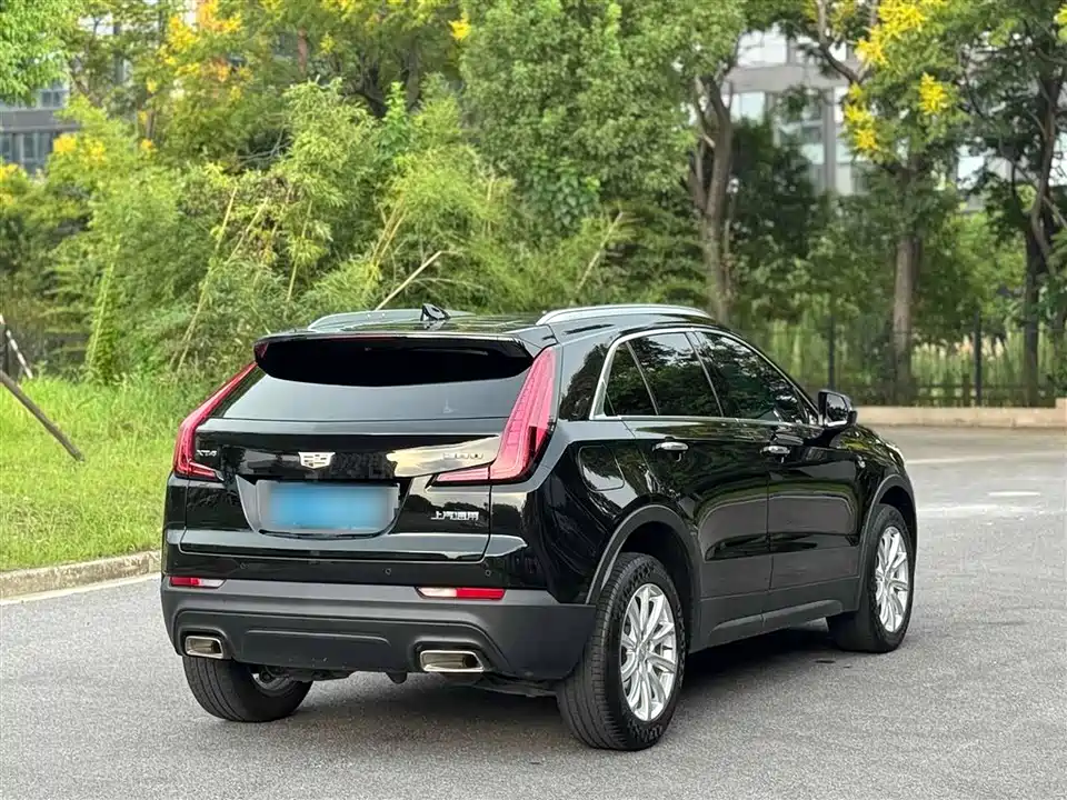 Cadillac XT4