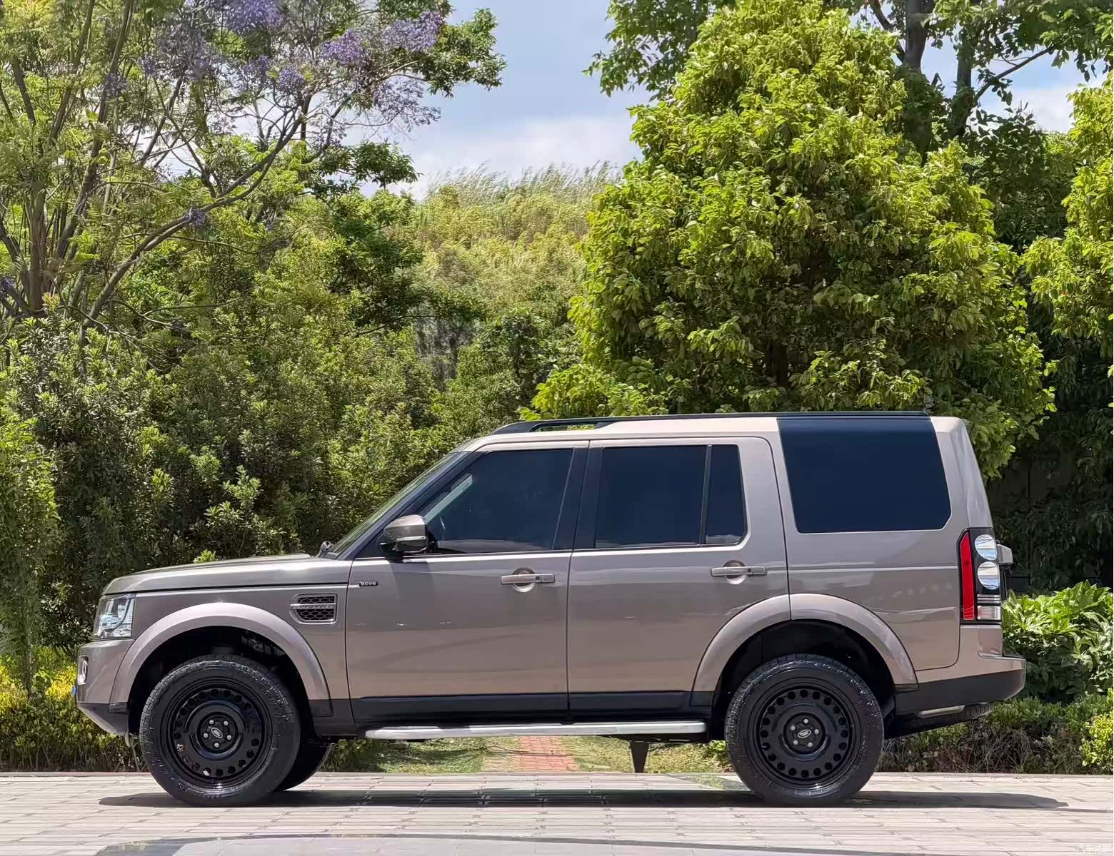 Land Rover Discovery, 2016 9