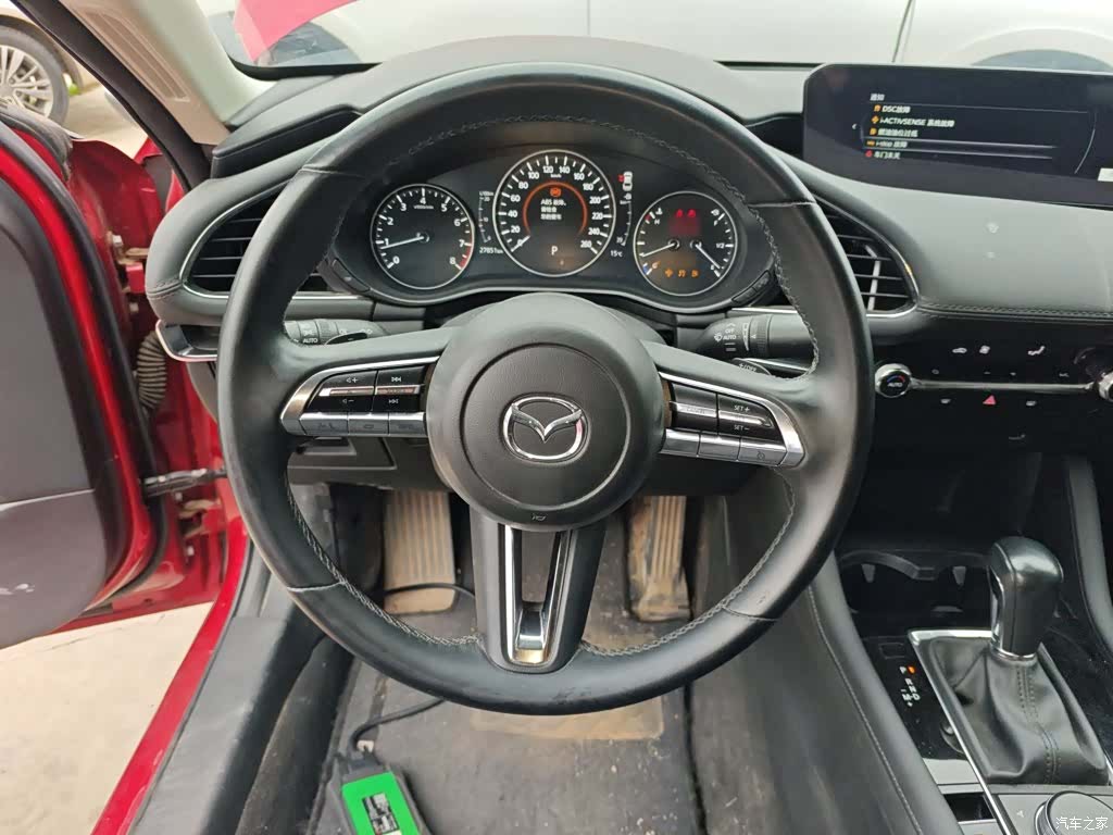 Mazda Mazda3, 2022 11