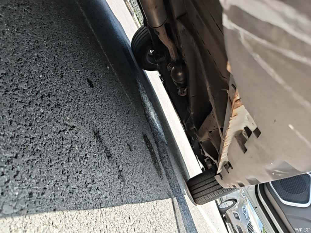 Geely X6, 2019 21