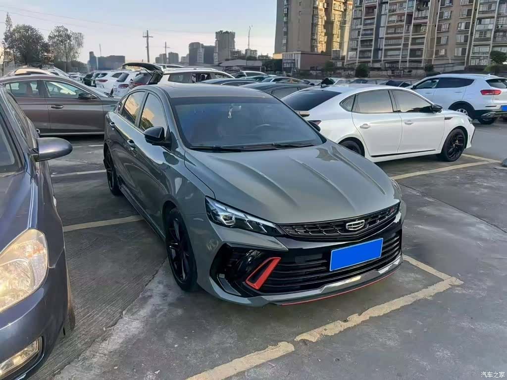 Geely Binray, 2022 3
