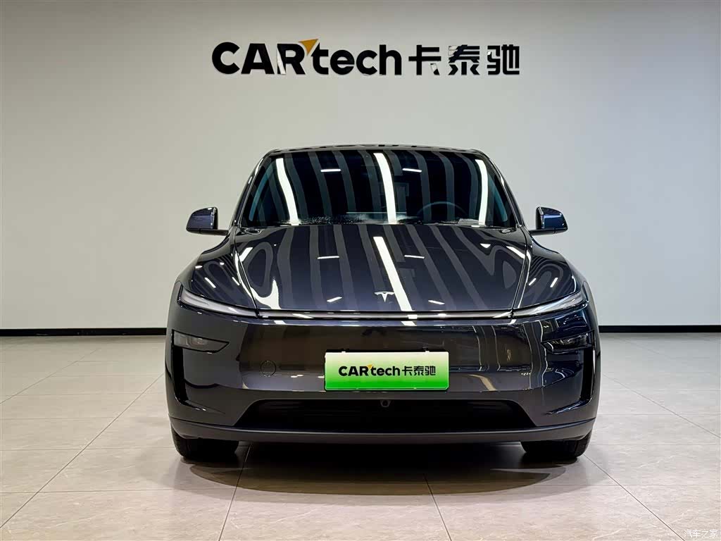 Tesla Model Y, 2025 3