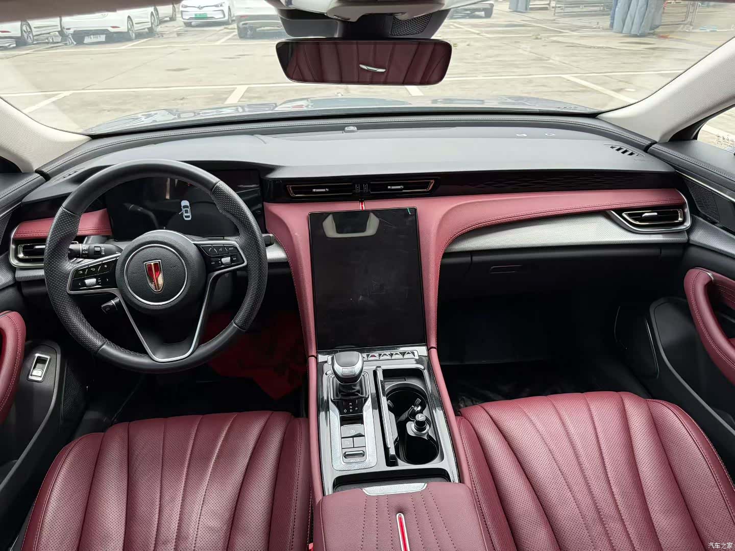 Hongqi H5, 2023 6