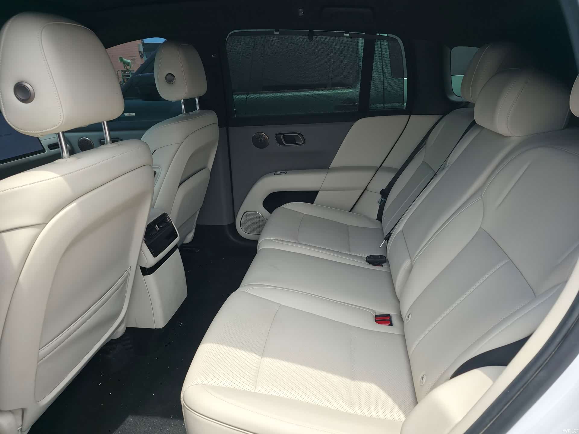 Li Auto i6, 2026 13