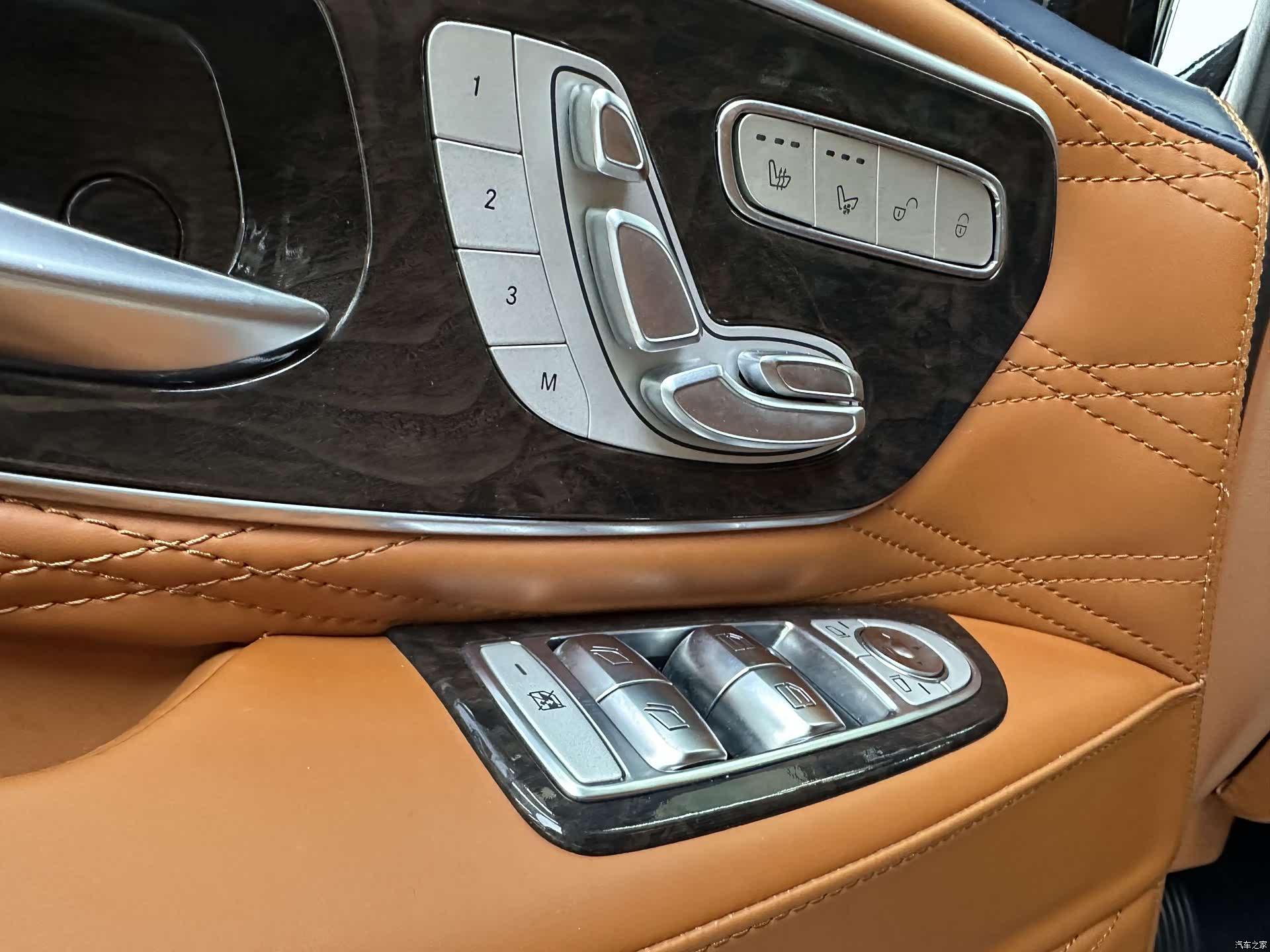 Mercedes-Benz 7, 2023 6