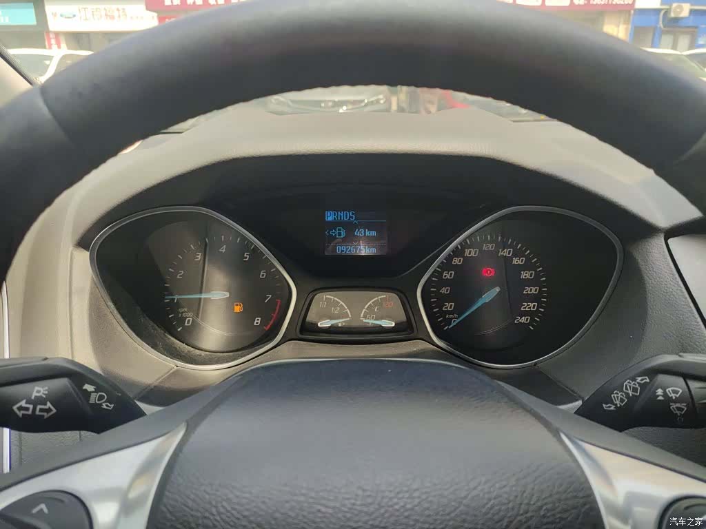 Ford Focus, 2015 8