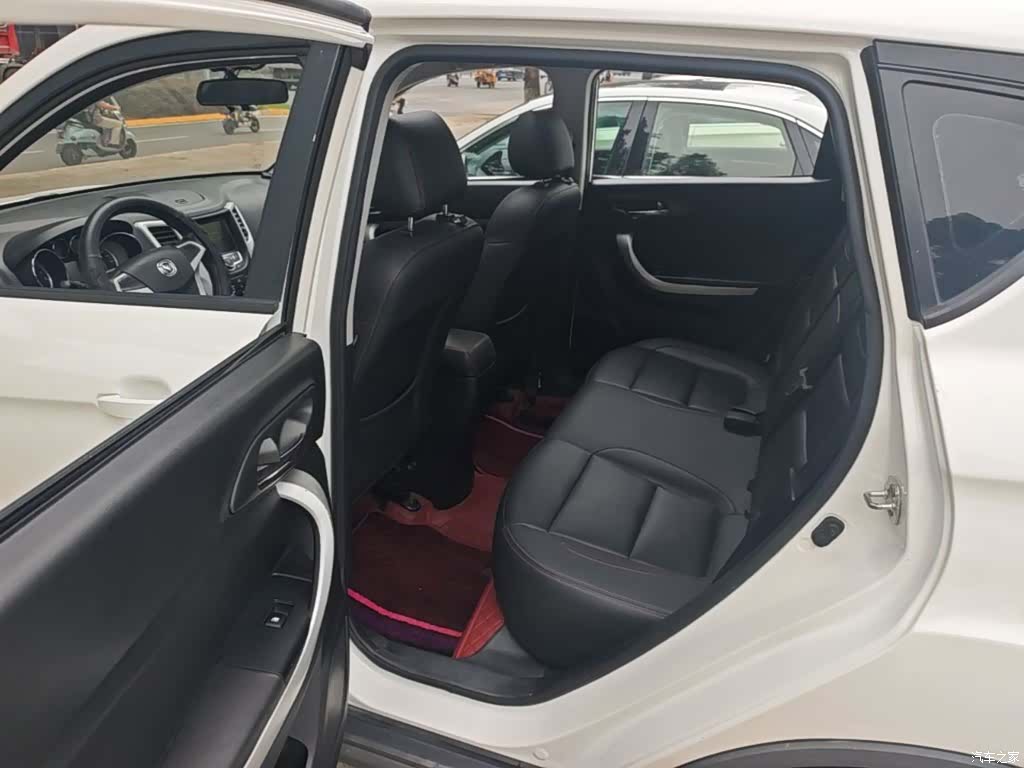 Changan CS35, 2017 17