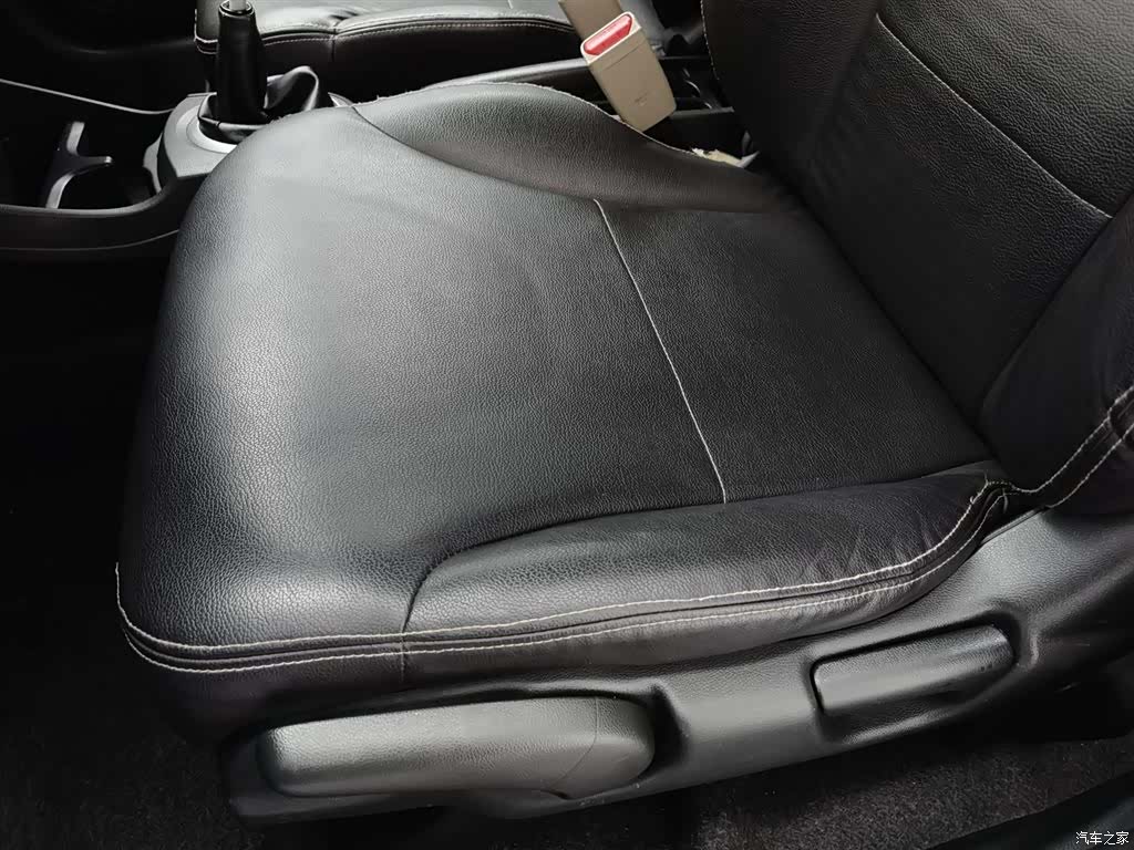 Honda Fit, 2013 20