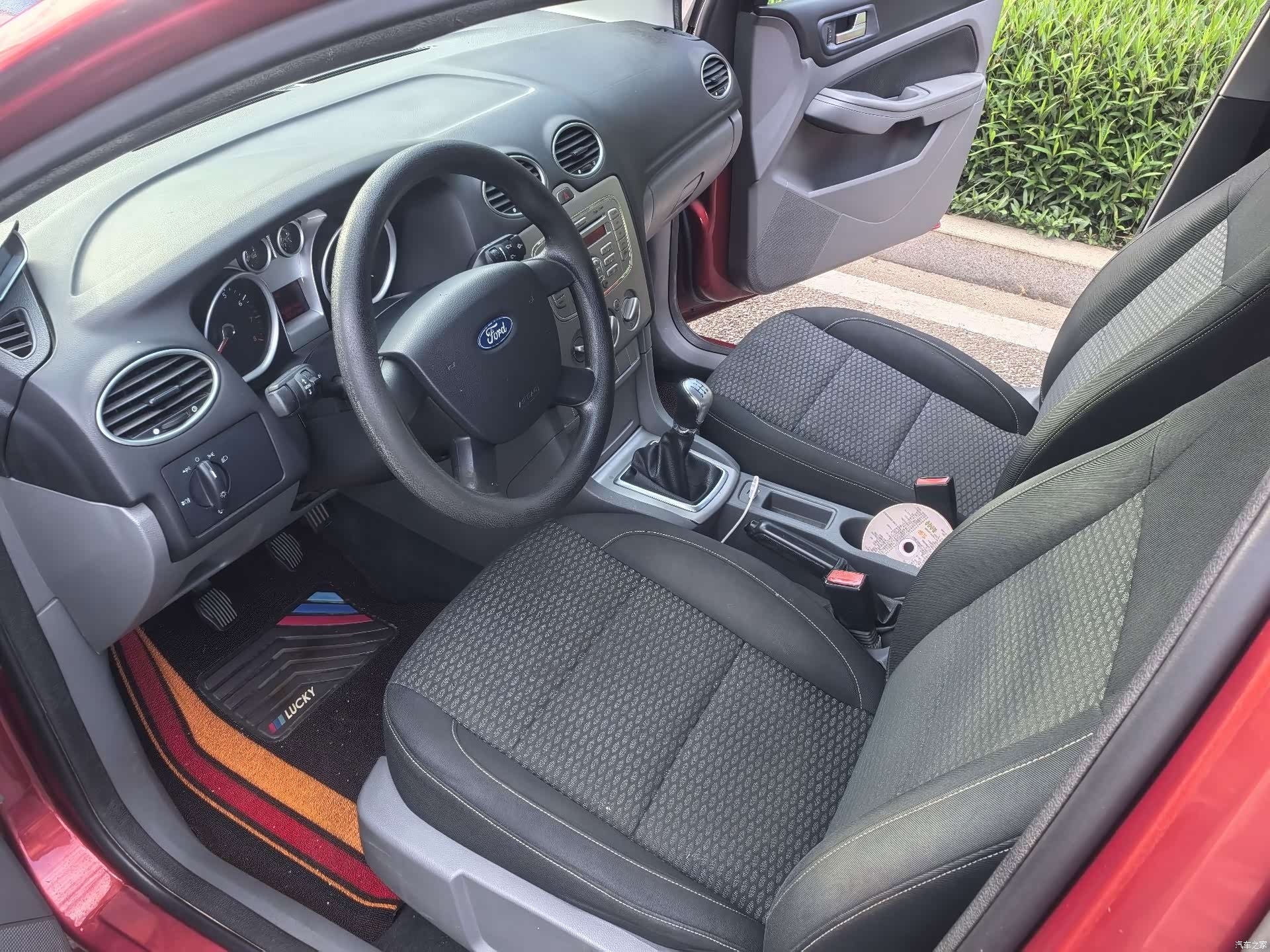 Ford Focus, 2013 8