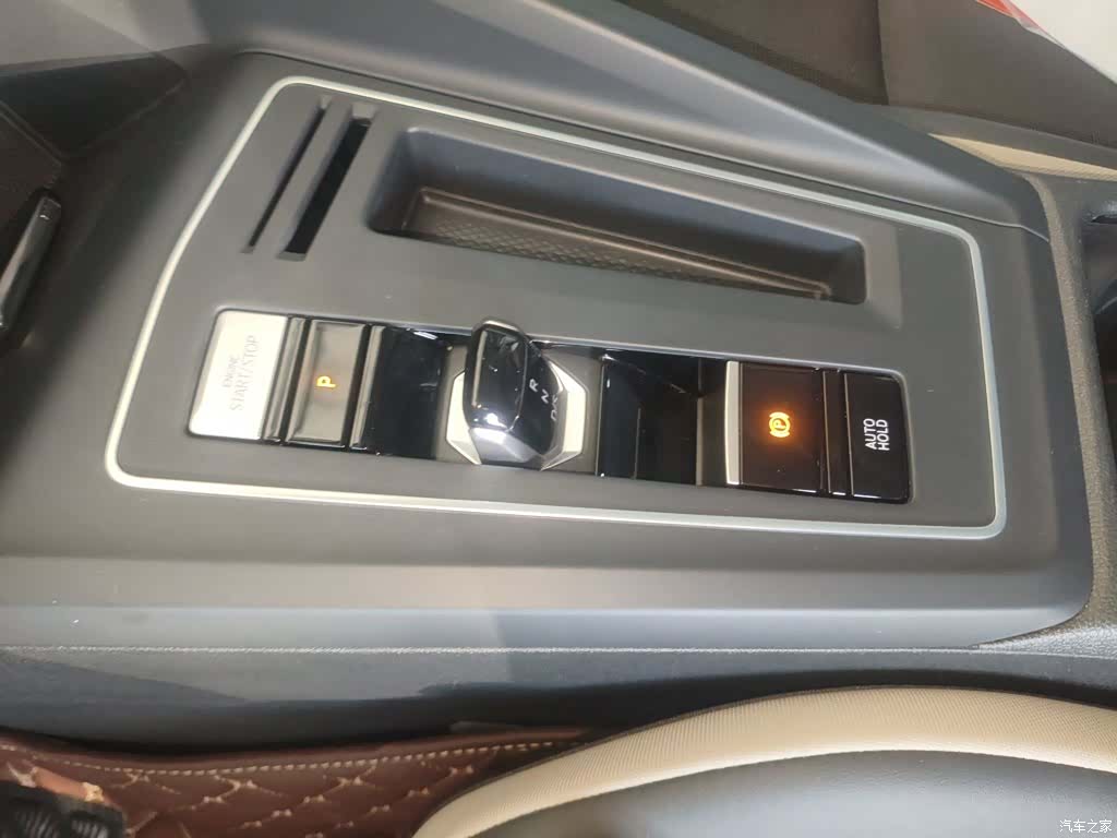 Volkswagen Golf, 2023 14