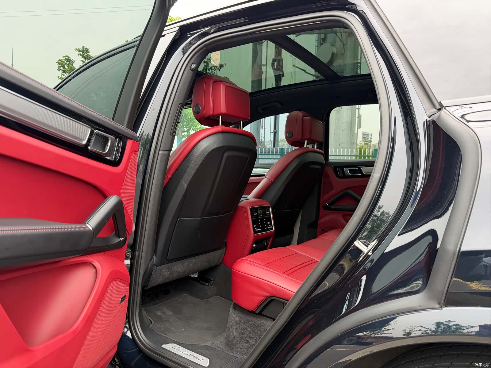 Porsche Cayenne, 2023 10
