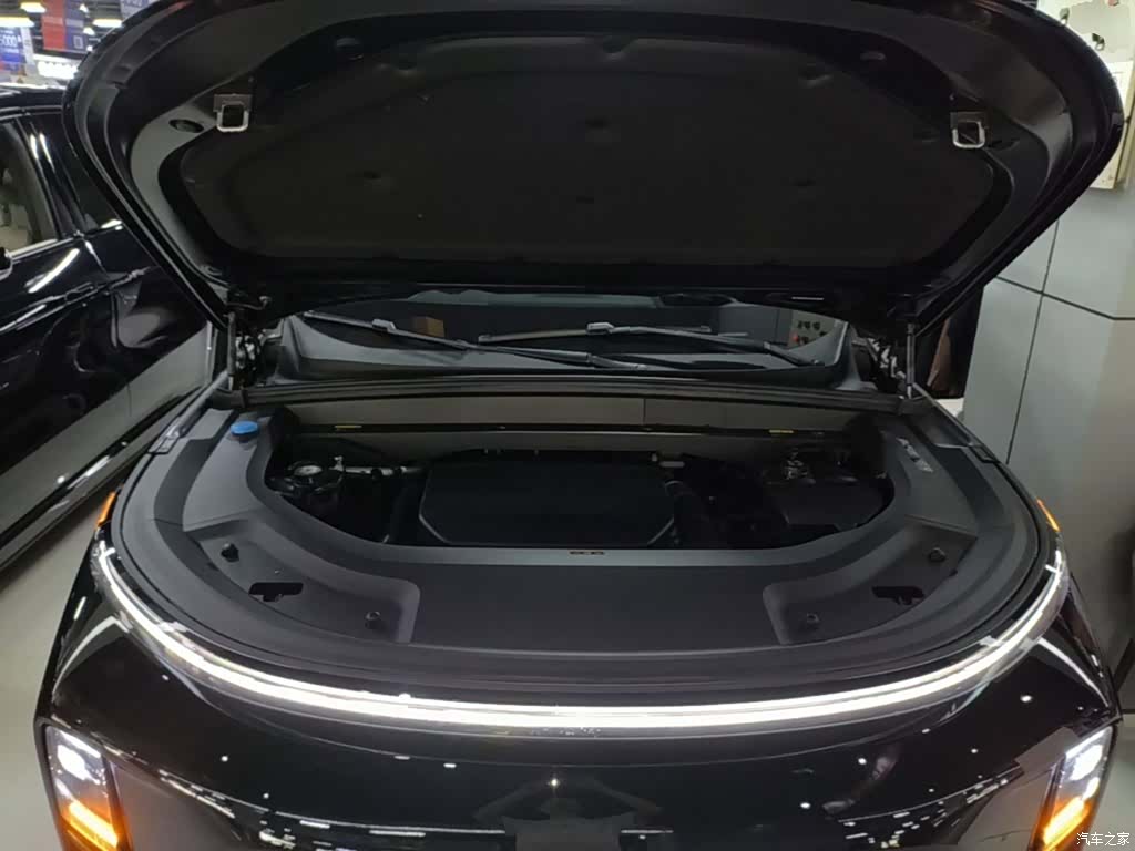 Li Auto L8, 2025 20