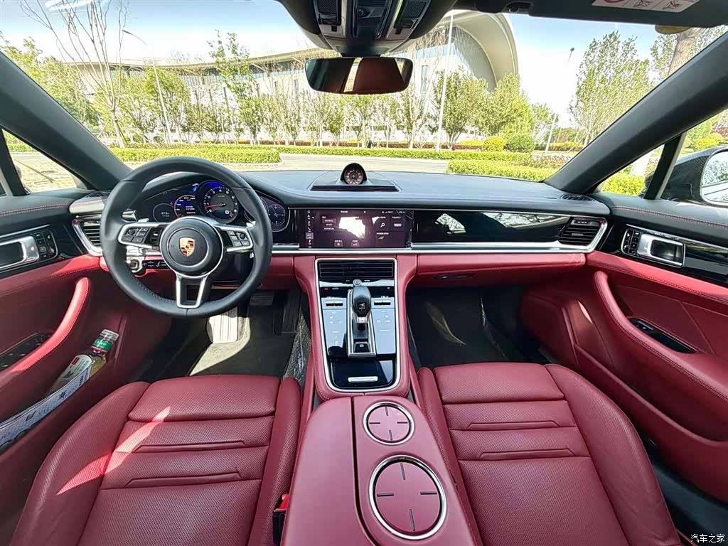 Porsche Panamera, 2018 4