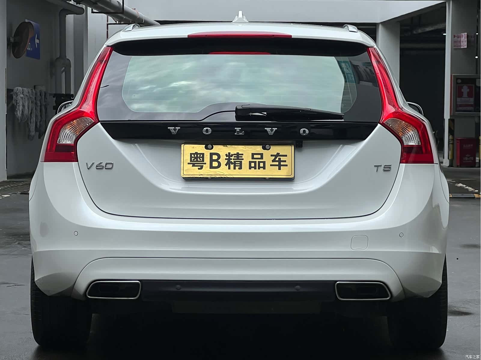 Volvo V60, 2017 все фото