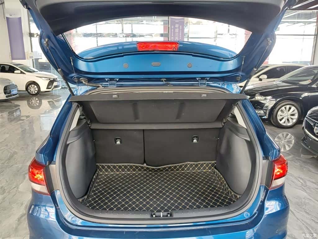 Kia KX, 2019 19