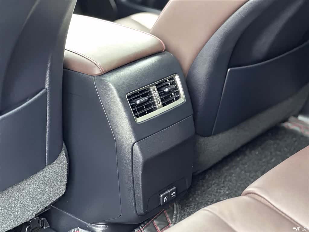 Lexus RX, 2022 14